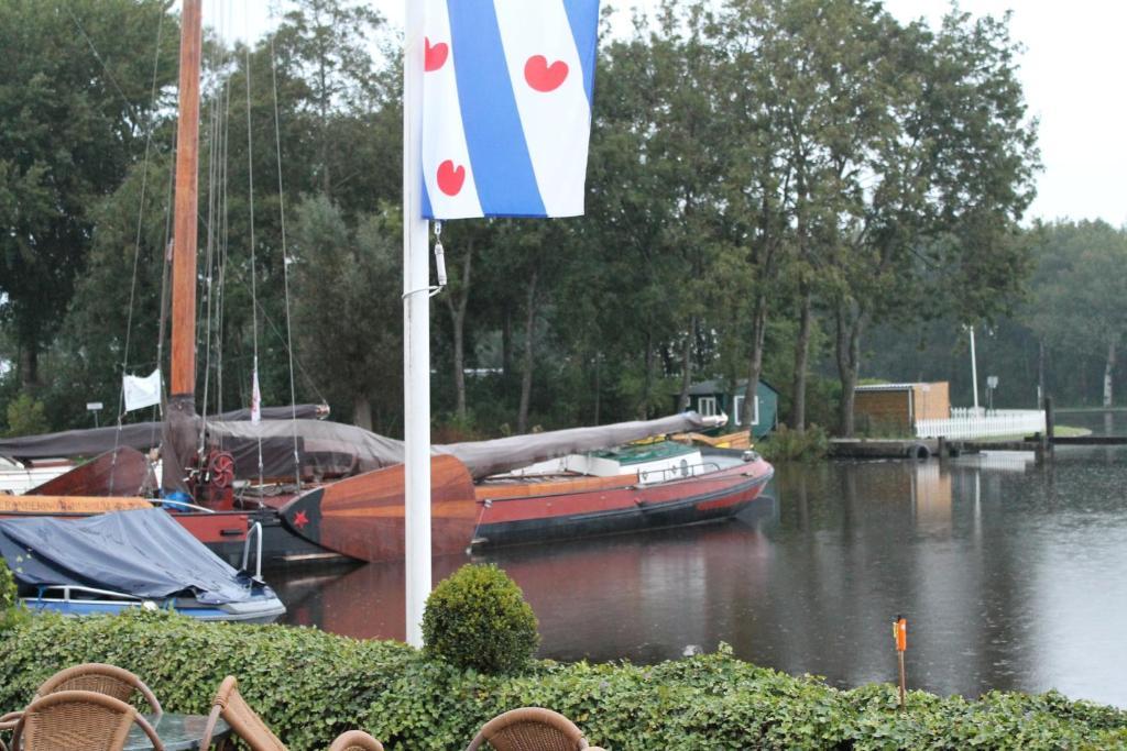 Hotel Restaurant Ie Sicht De Veenhoop エクステリア 写真
